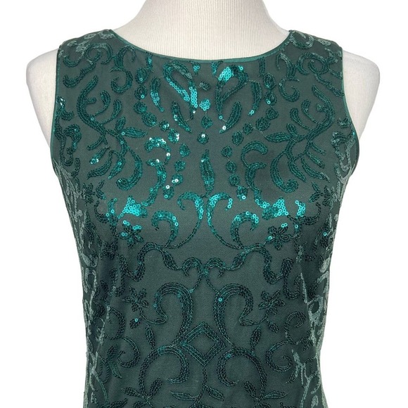 NEW VINCE CAMUTO Size 2 Sequin Emerald Green Shift Mini Sleeveless Dress - Picture 1 of 10